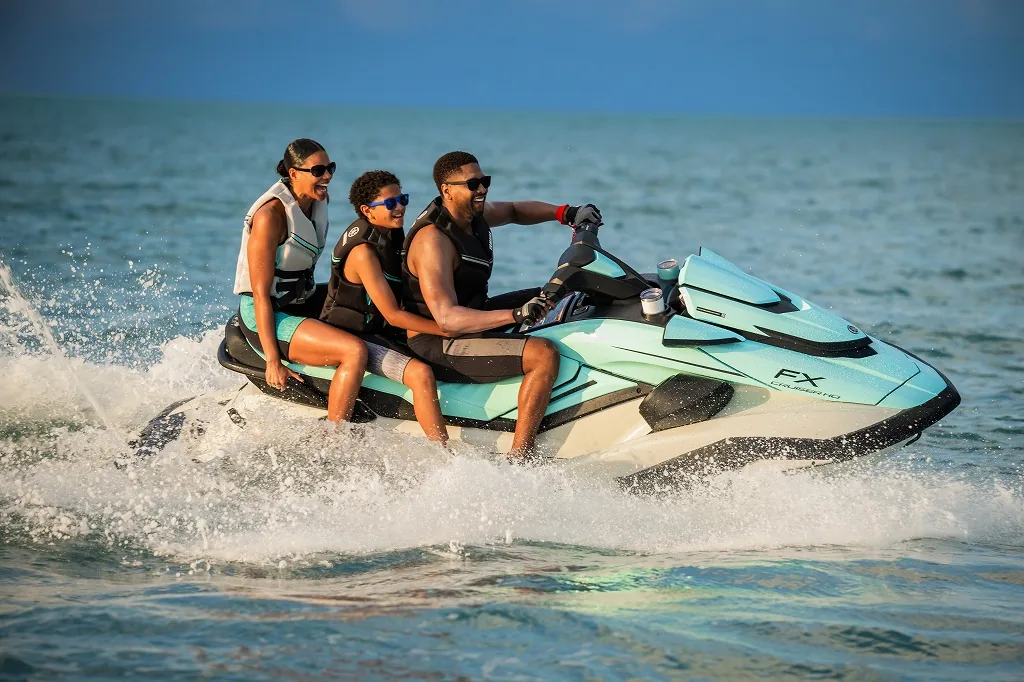 ヤマハ発動機、水上オートバイ「WaveRunner」2025年モデルを発売